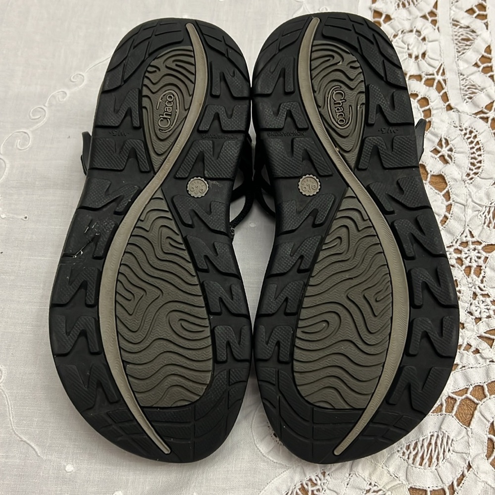 Women’s Classic Chaco sandals size W5 - Picture 6 of 6